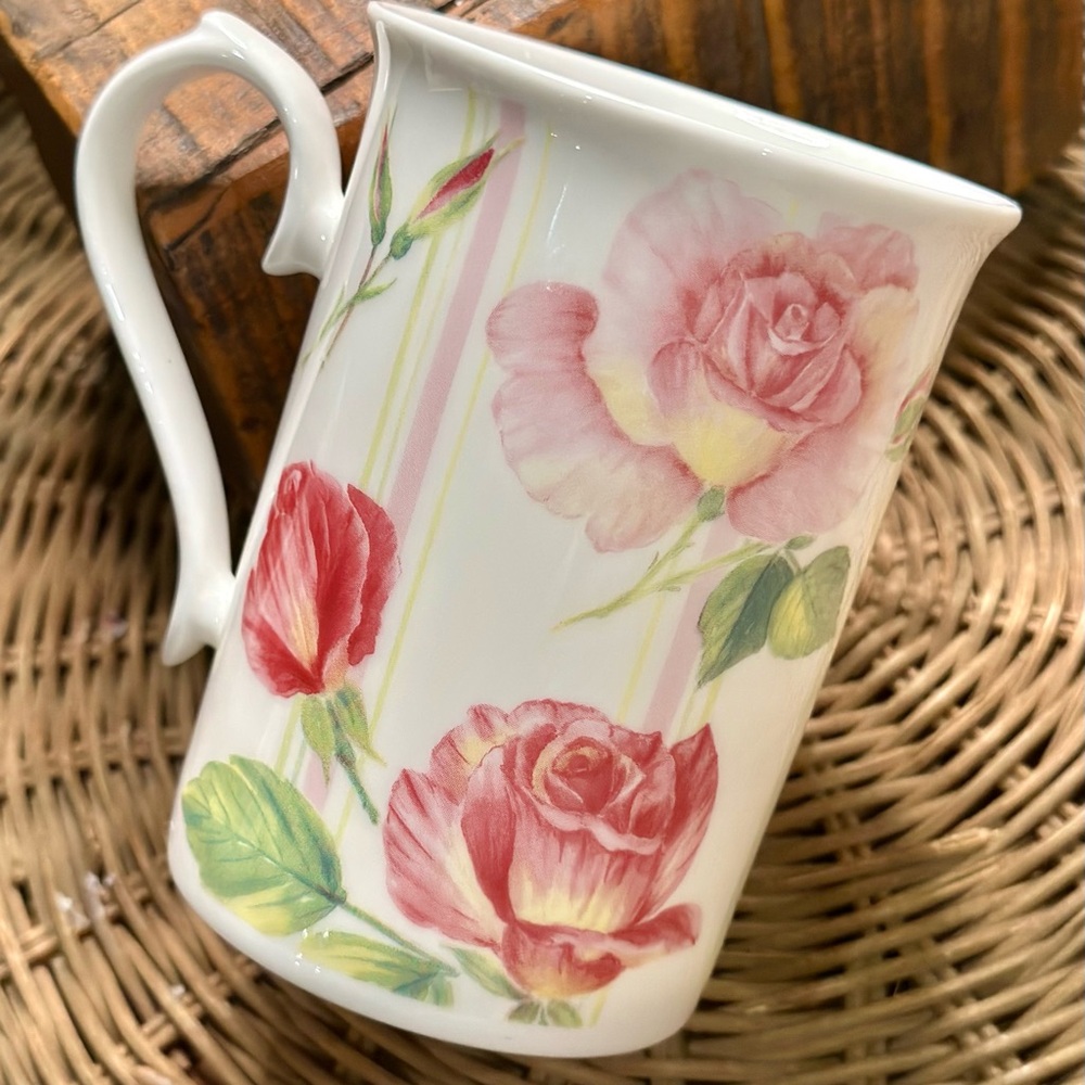 Roy Kirkham Fine Bone China Mugs Rose du Temps Redoute Rose and English Rose - Picture 9 of 13